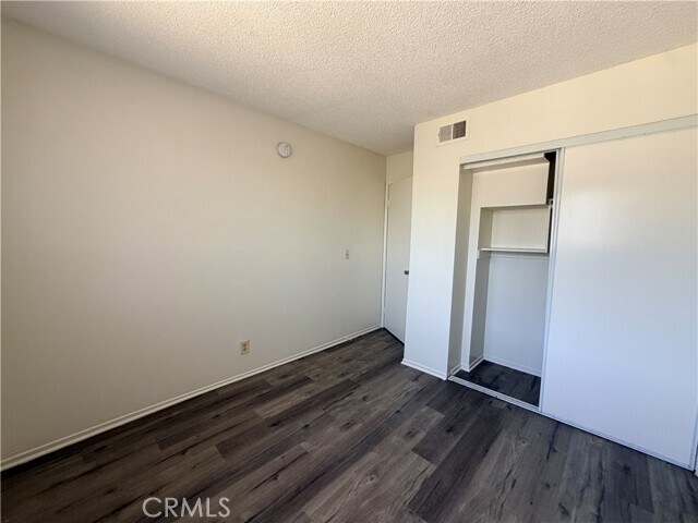 Building Photo - 3134 W 145th St