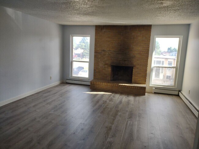 Primary Photo - 1450 Nokomis Dr