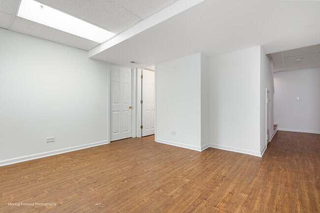 Building Photo - 1020 Prairie View Ct