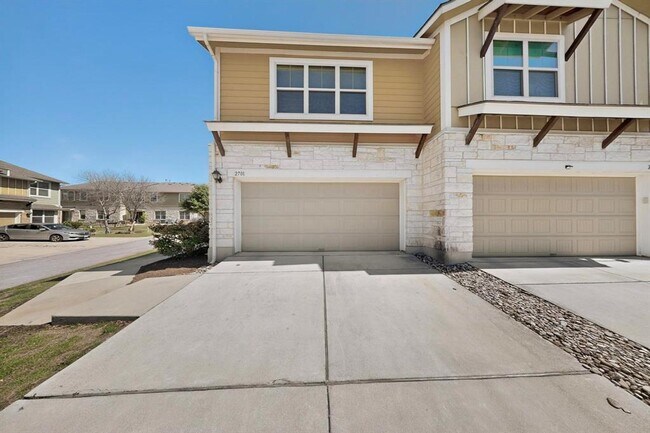 Building Photo - 1620 Bryant Dr