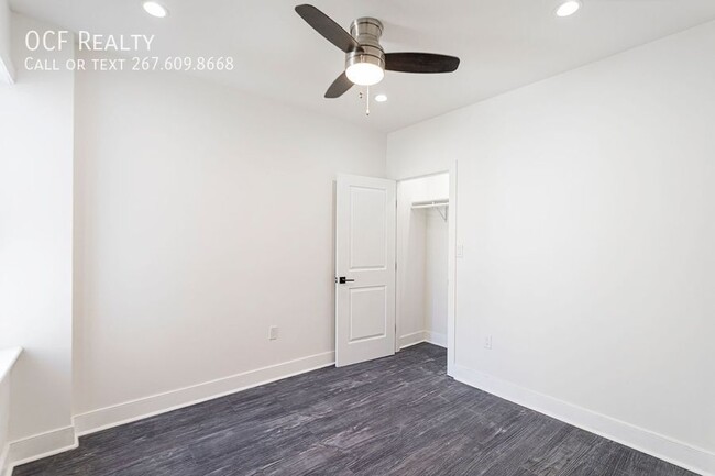 Building Photo - Point Breeze Two Bedroom Apartment