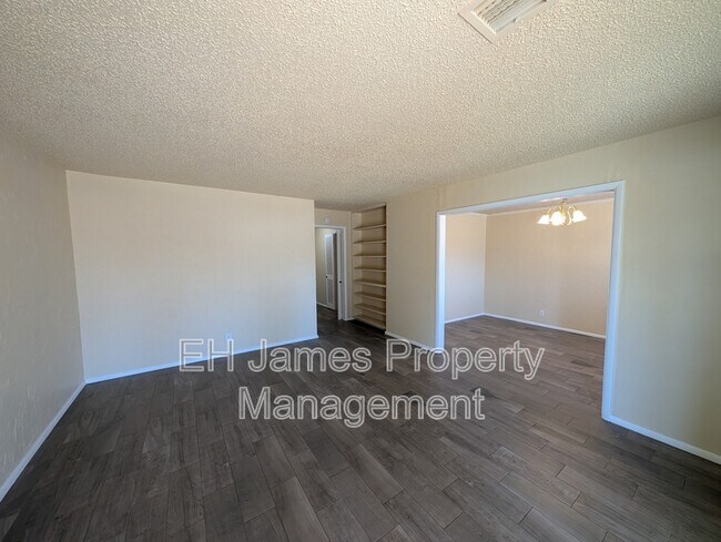 Building Photo - 3209 S 88th E Ave