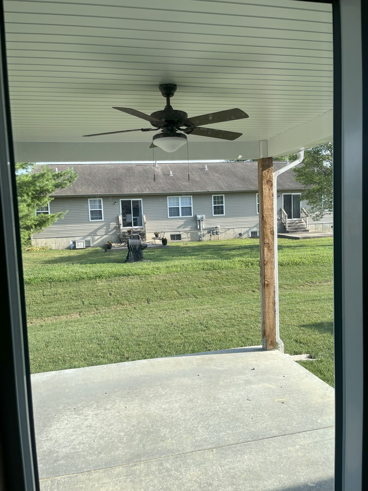 Building Photo - 5940 Arrow Ridge Rd