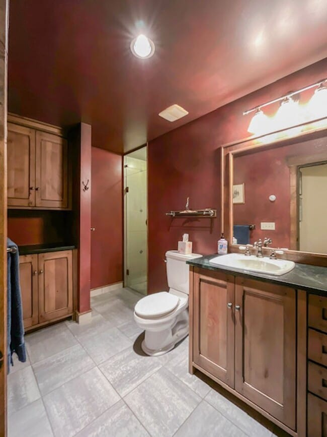 Building Photo - Enjoy Summer in Historic Breckenridge, Walk to Main Street! Bring your dog!