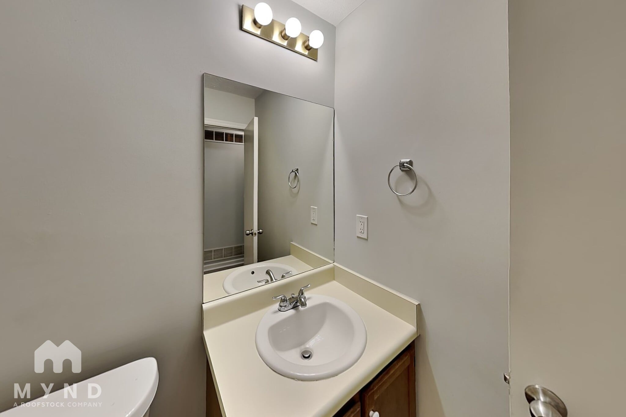 Building Photo - 2664 Bomar Rd