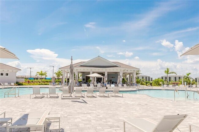 Building Photo - 5651 Double Eagle Cir