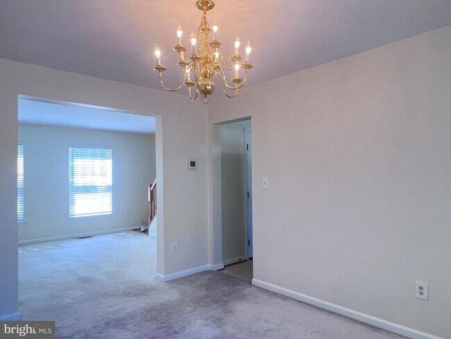 Building Photo - 17207 Sumac Ct