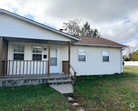 Building Photo - Cobb Duplex