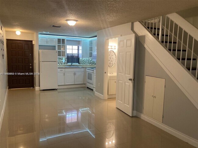 Building Photo - 12025 SW 18th St