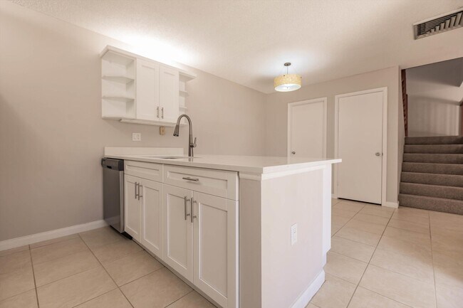 Building Photo - 7719 77th Way