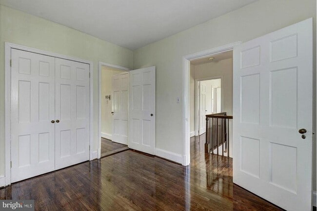 Building Photo - 4910 Hillbrook Ln NW