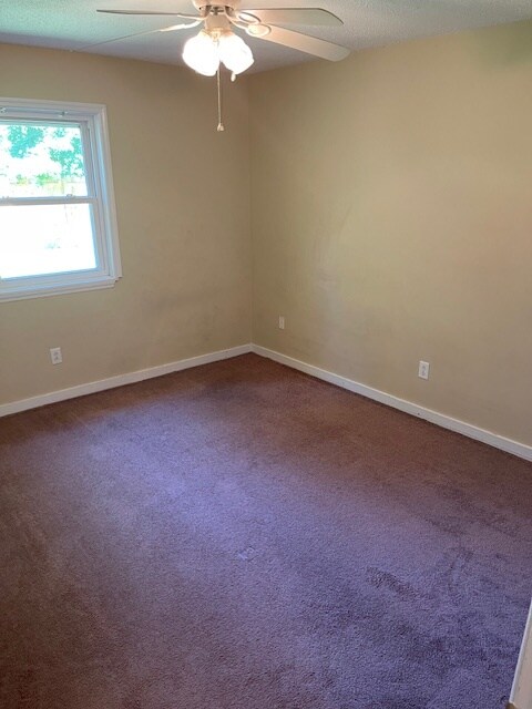 Building Photo - 210 Webb Blvd