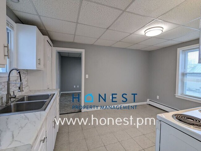 Building Photo - 73 Kennedy Memorial Dr