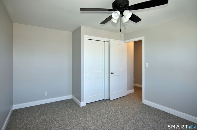 Building Photo - 6 Revere Dr
