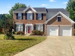 Building Photo - Spacious & Elegant 4 BR / 2.5 BA High Point Home – Over 2,400 Sq Ft!
