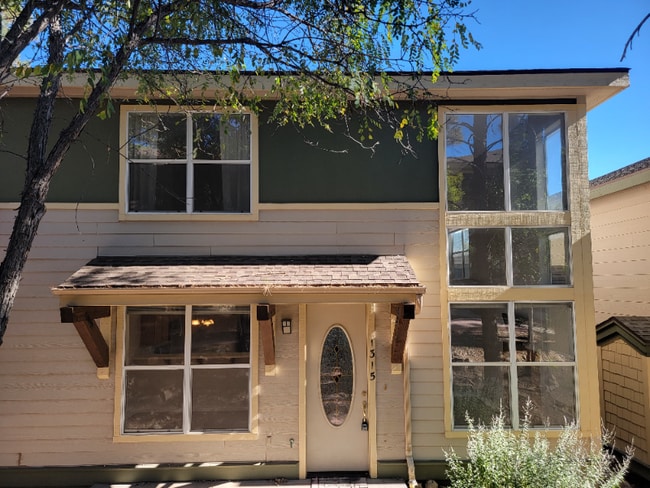 Building Photo - 1315 E Chubs Way