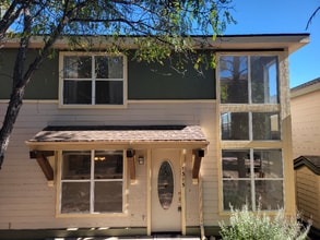 Building Photo - 1315 E Chubs Way