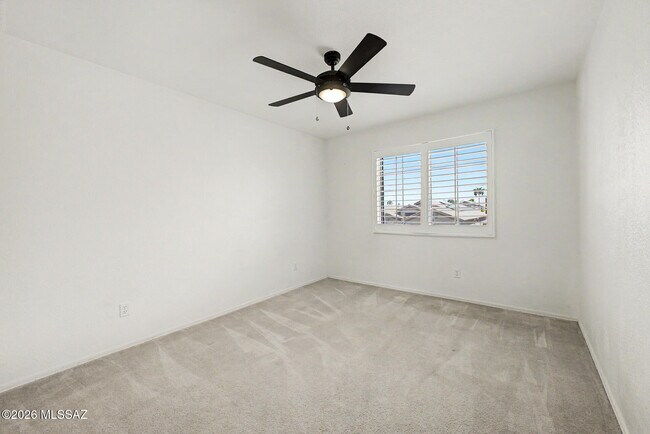 Building Photo - 2656 W Mountain Heights Ct