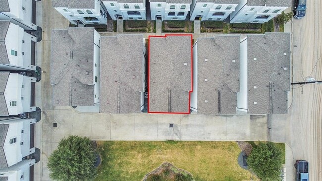 Building Photo - 2716 Freund St