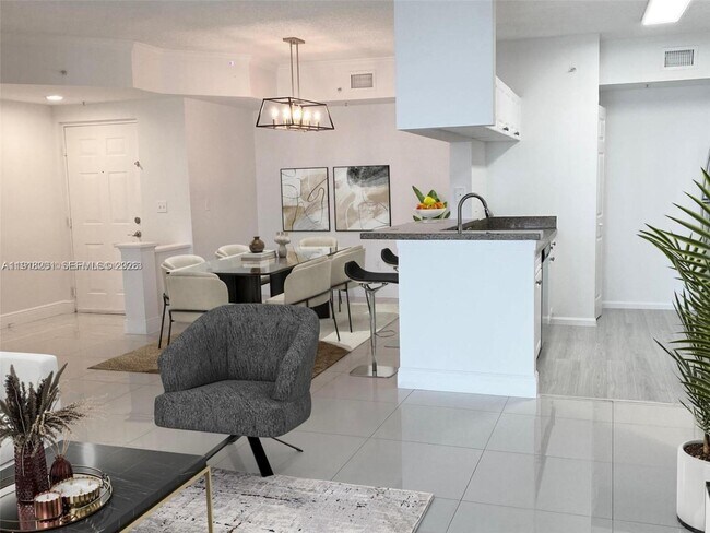 Building Photo - 17100 N Bay Rd