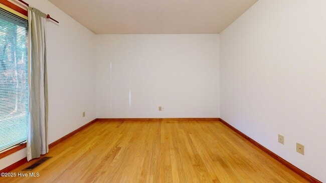 Building Photo - 1236 Rays Bridge Rd