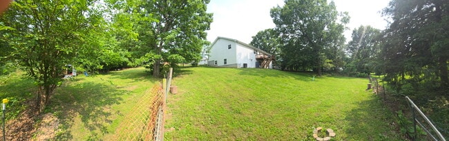 Building Photo - 19933 Spain Ln
