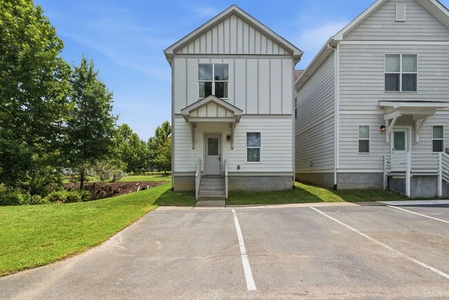 Building Photo - East Nashville Dream Rental