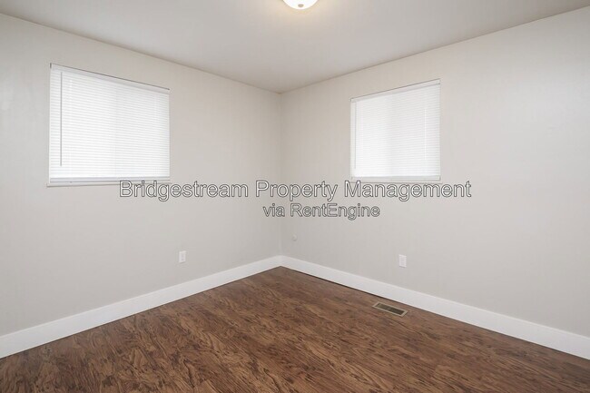 Building Photo - 5442 Lofino Ct