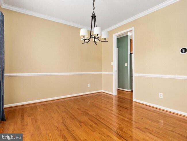 Building Photo - 10625 Wulford Ct