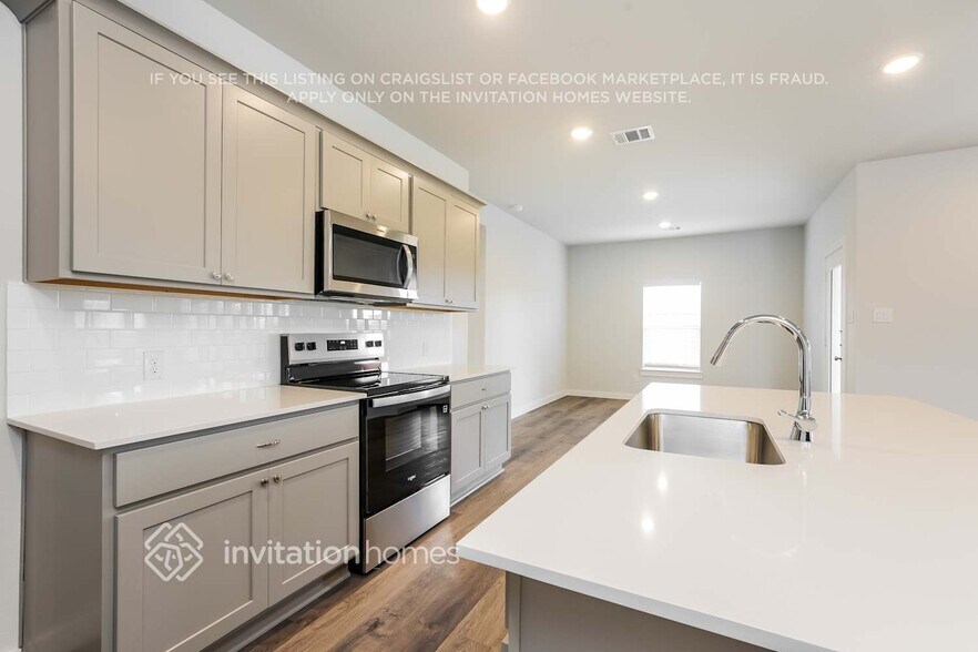 Building Photo - 430 Amberville Dr