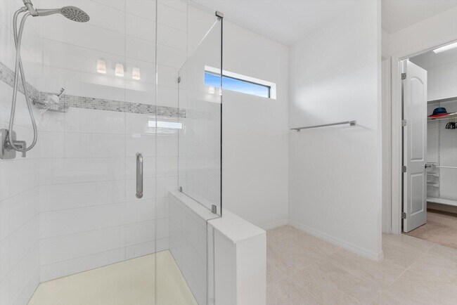 Building Photo - 4757 Roldan Ct