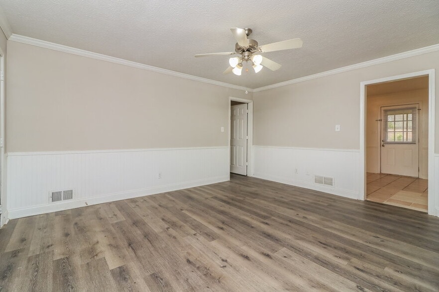 Building Photo - 1676 Grayson Pkwy