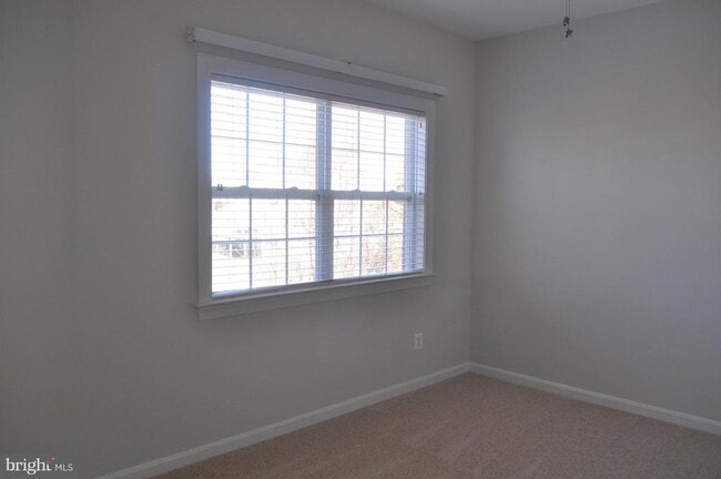 Building Photo - 22639 Tivoli Ln