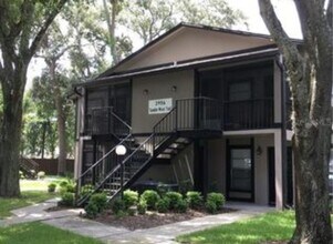 Building Photo - Modern One-Story Ground Floor Condo, Conve...