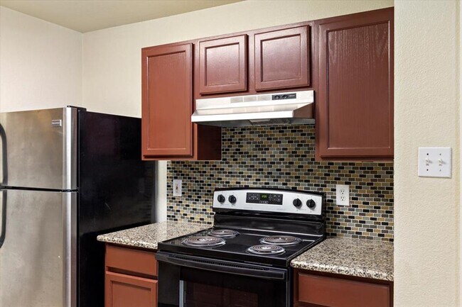 Building Photo - 887 Sagewood Trail