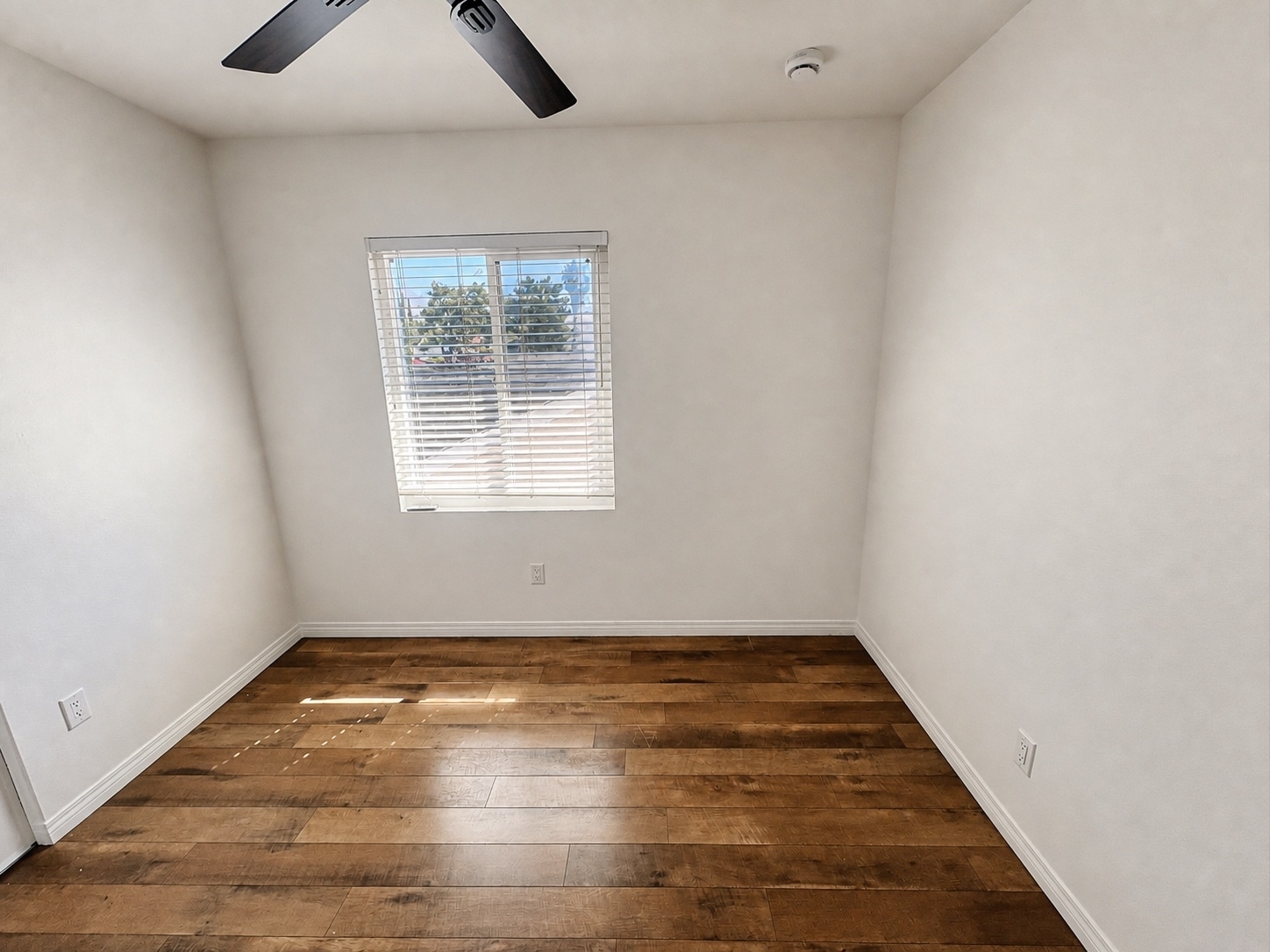 Building Photo - 28561 Foxboro Ln