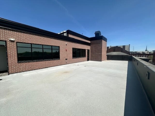 Building Photo - 21 Summer St