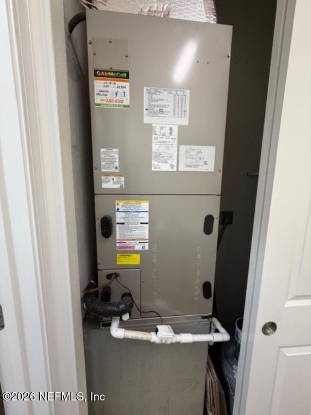 Building Photo - 11251 Campfield Dr