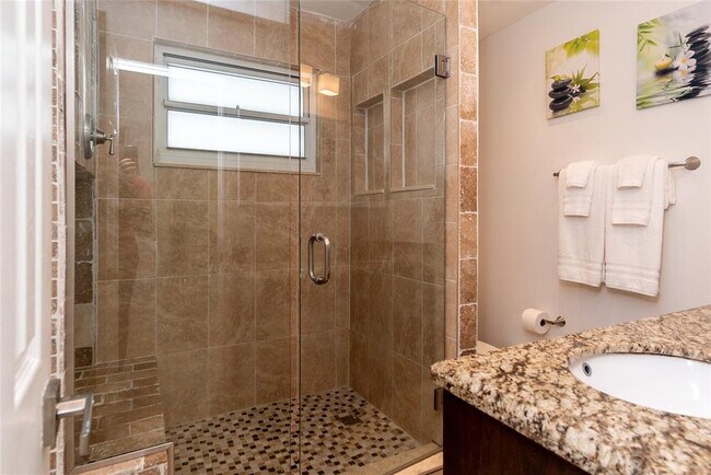 Building Photo - 1469 NW 10th St