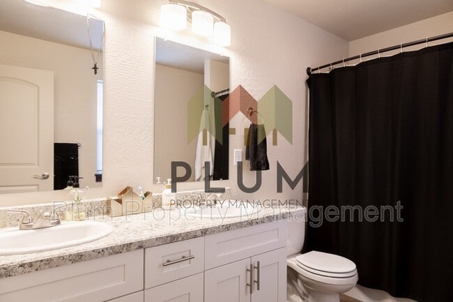 Building Photo - 2345 Aspen Grv Lp