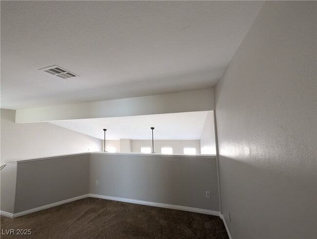 Building Photo - 9575 Belle Fountain Ave