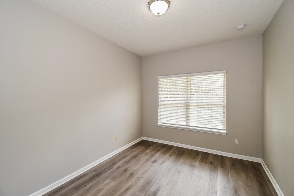 Building Photo - 3325 Horseshoe Trail Dr