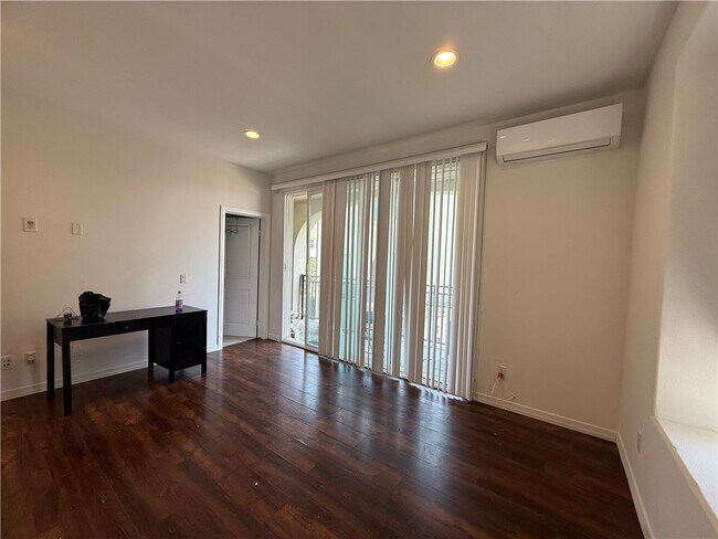 Building Photo - 11120 Legion Dr