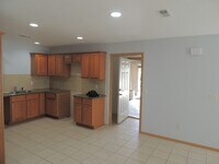 Building Photo - 649 Rilynn Ave
