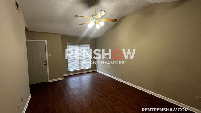 Building Photo - 2230 Curbertson St