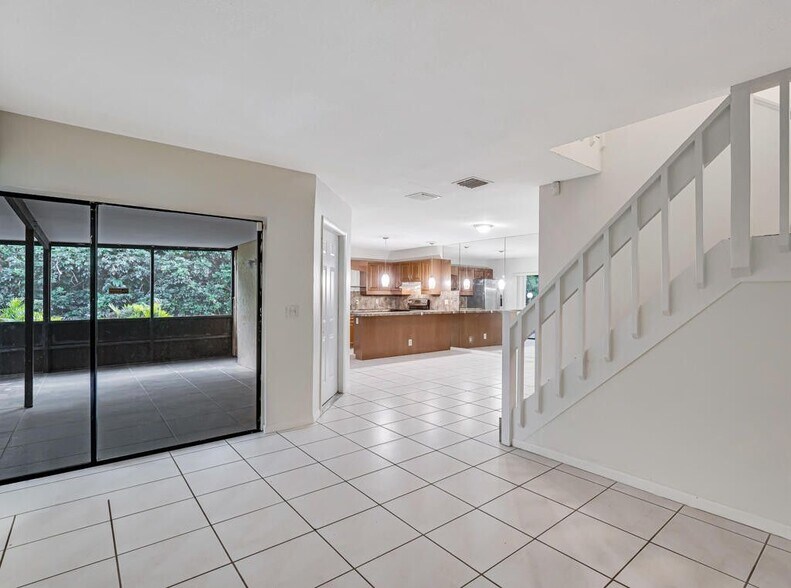 Building Photo - 4205 Turnberry Cir