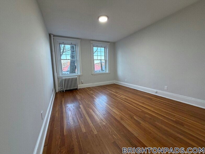 Building Photo - 288 Chestnut Hill Ave