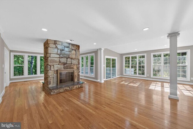 Building Photo - 12600 Maidens Bower Dr