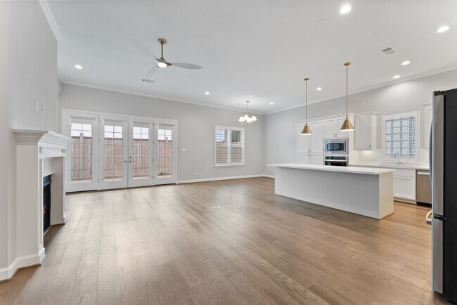 Building Photo - 114 Magnolia Grn St