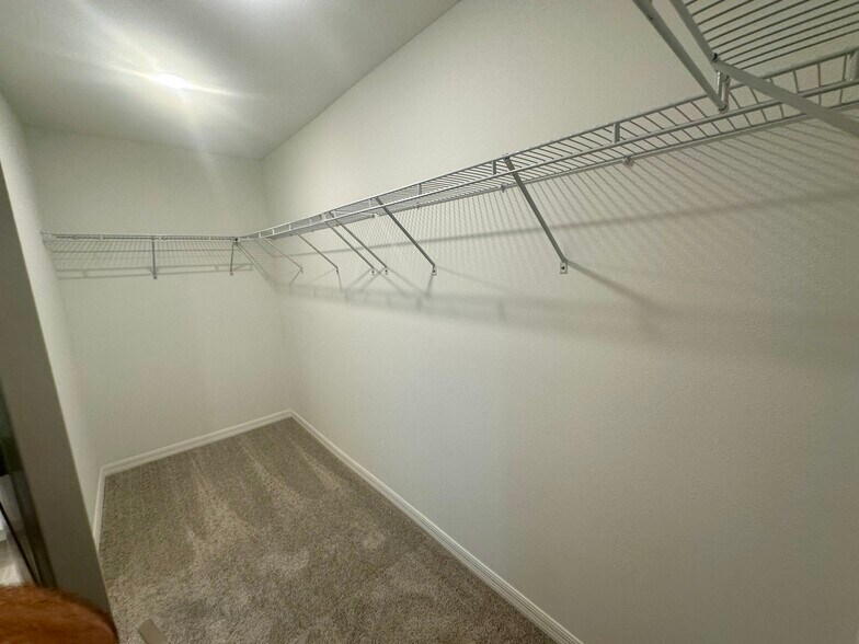 Building Photo - 17606 Happytrails St